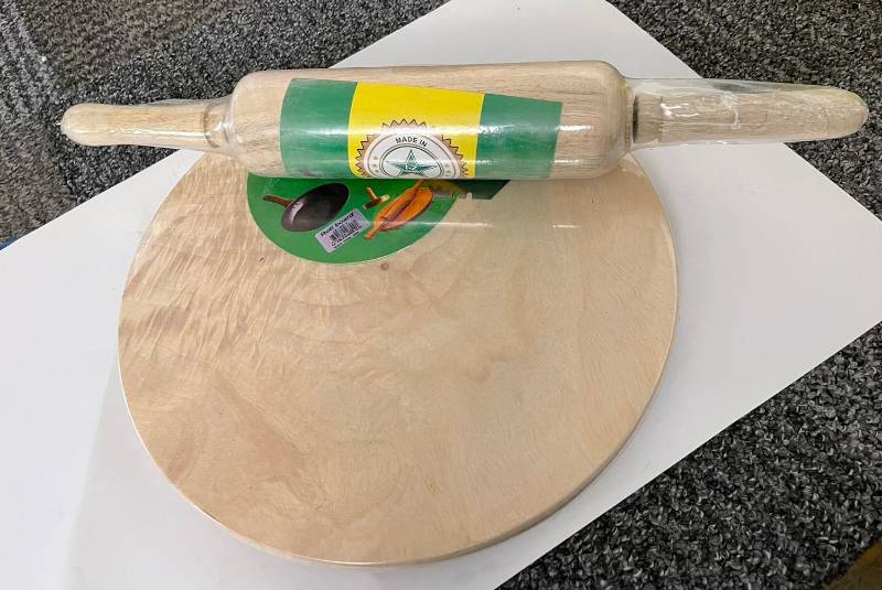 Chappathi Maker With Roller set