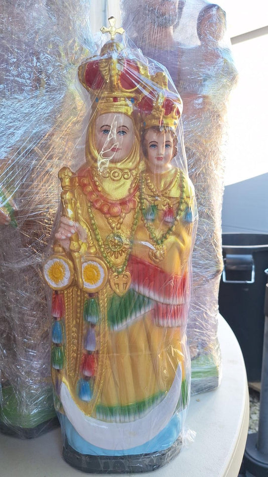 Velamkanni Mathavu statue